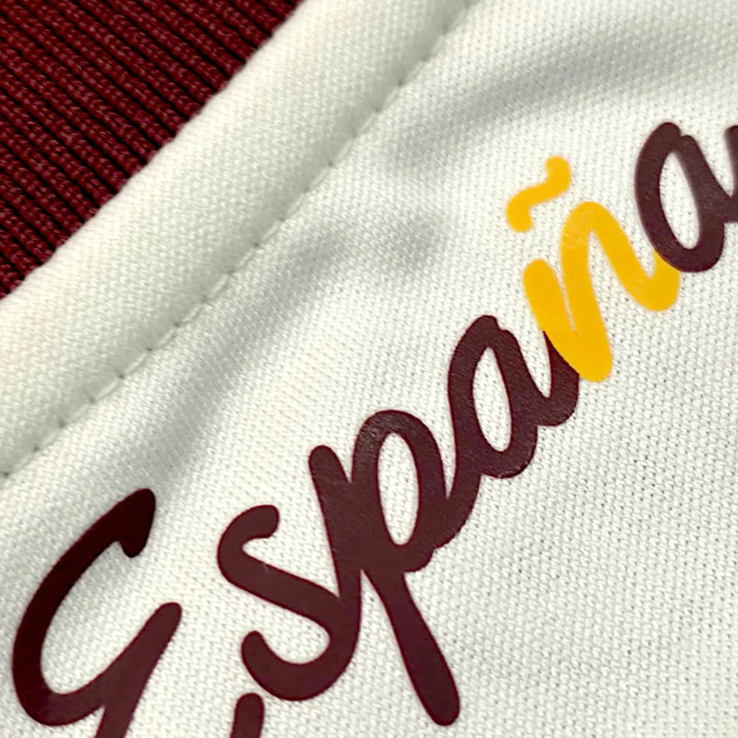 Kit España Mundial 2026-2028 | Réplica Camiseta y pantalón | Lamine Yamal 19 | Color Blanco y Granate | Conjunto fútbol para Adulto y niño