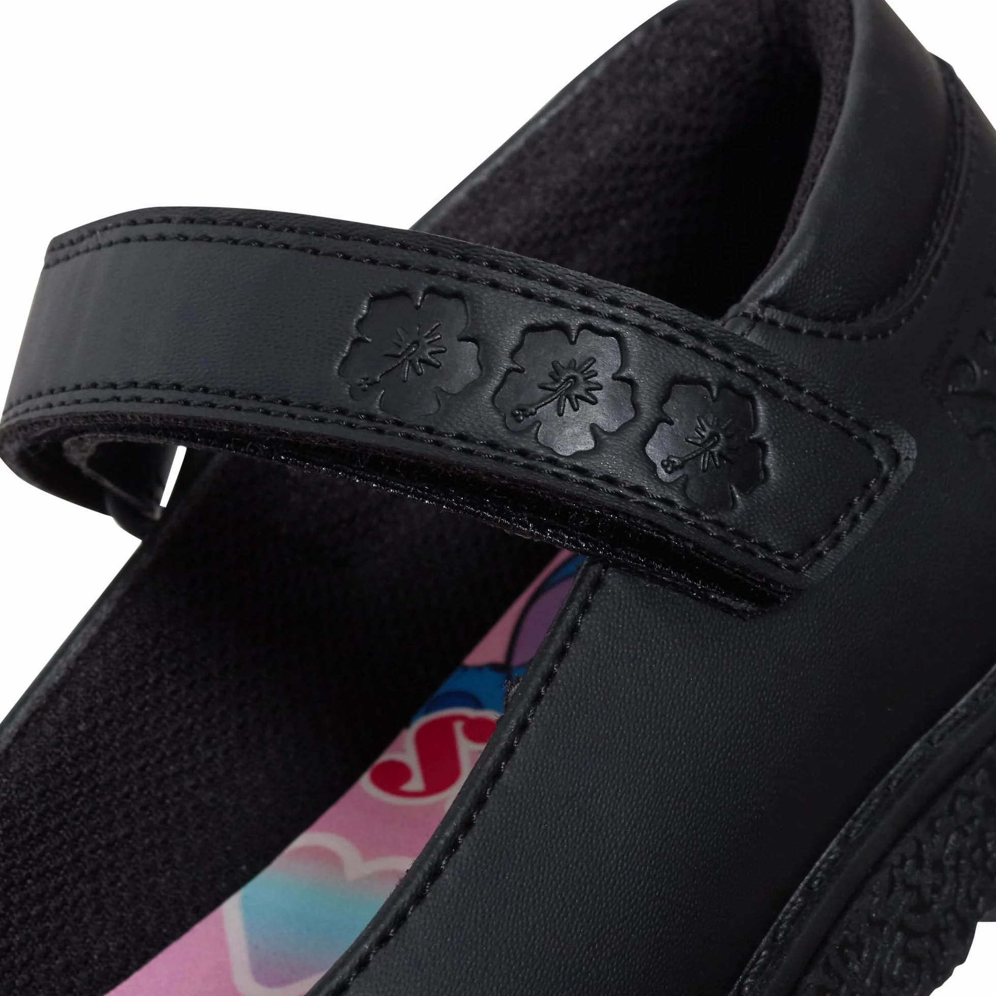 Disney Zapatos Escolares para niñas Stitch, Zapatos Mocasines Negros con Suela Resistente y fácil de Sujetar