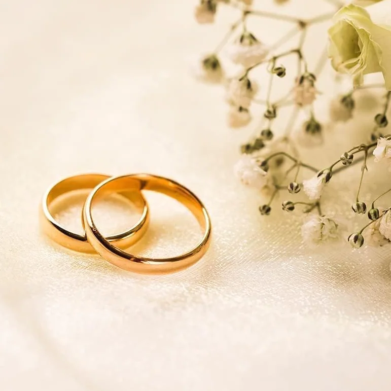 Juego de anillos de boda de 4 mm, chapado en oro de 14 quilates, juego de alianzas de boda a juego, juego de anillos de boda de plata personalizado para hombre y mujer