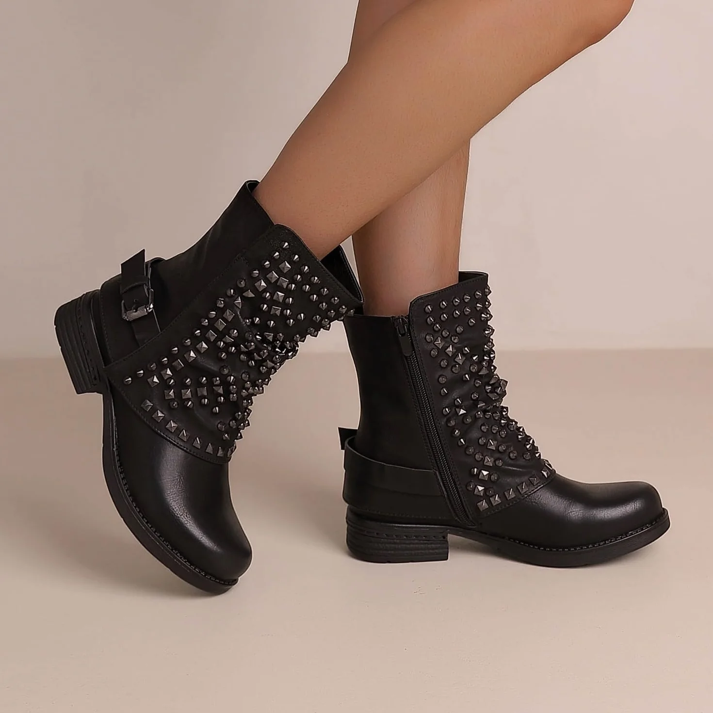 Pogolino ST016 - Botines para mujer con remaches y cremallera