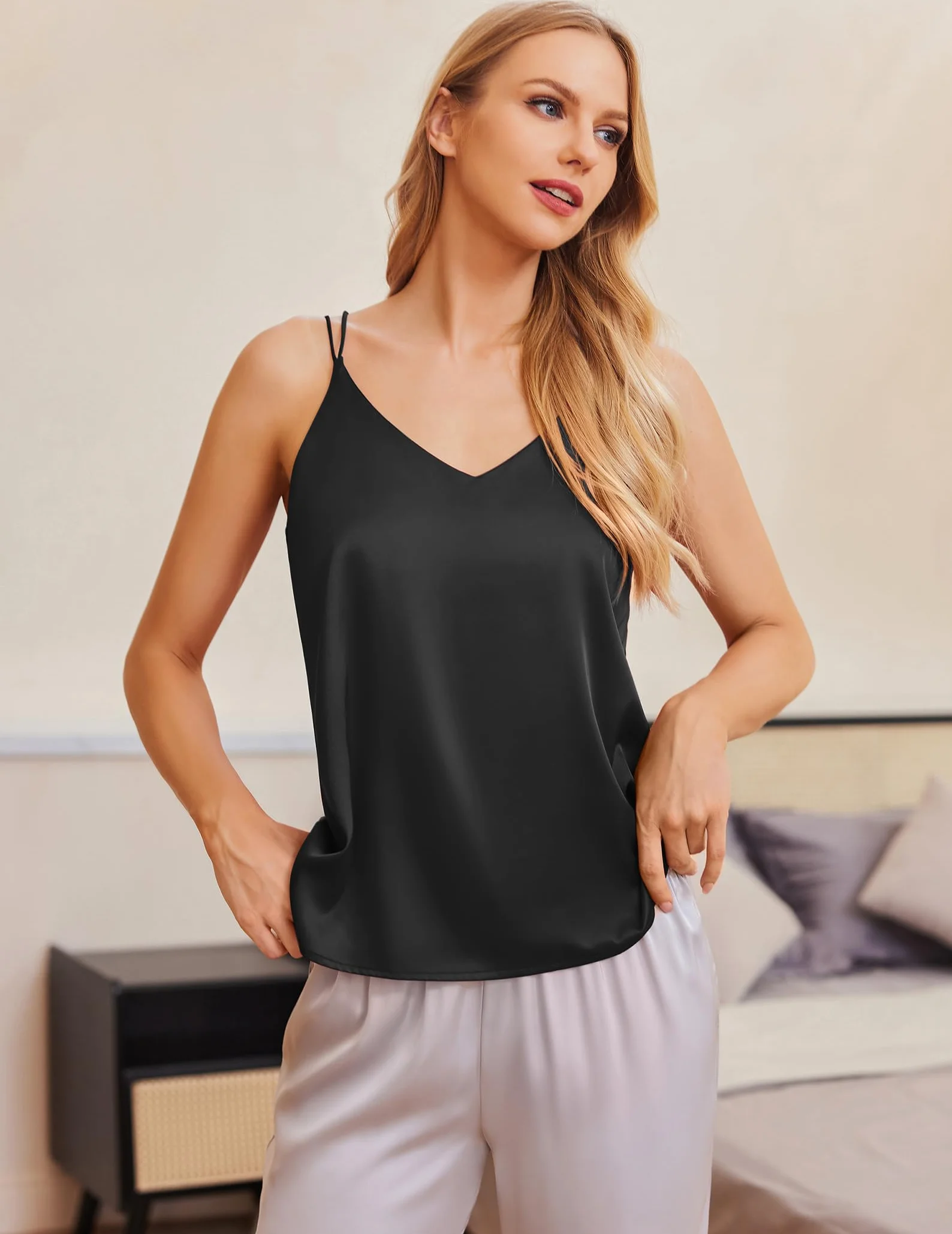 Ekouaer Top de satén para mujer, elegante, espagueti, cuello en V, básico, de seda, sin mangas, S-XXL