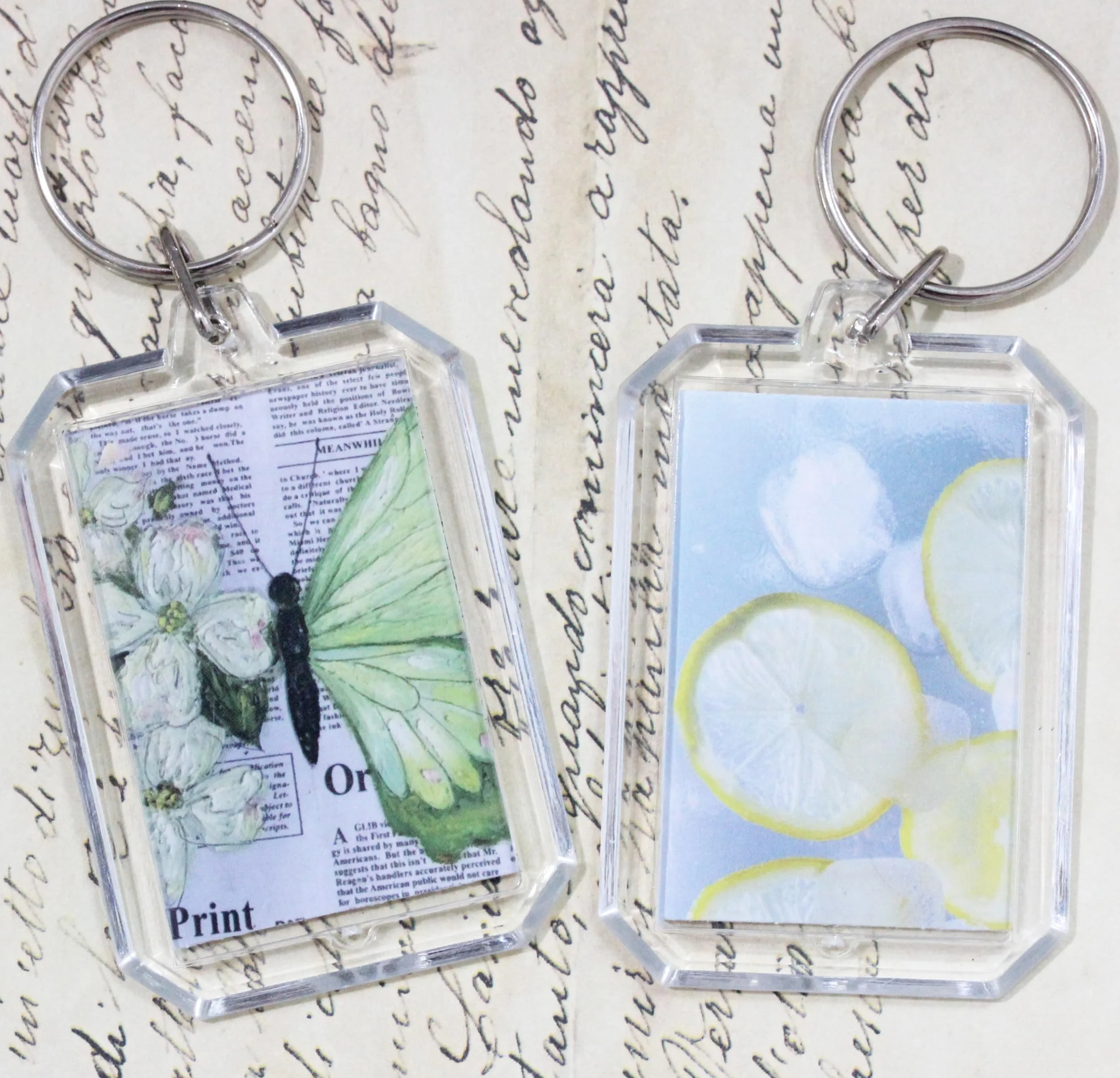 BetterJonny 20Pcs Llaveros Acrílicos Transparentes, Llavero Personalizado con Foto Llaveros Doble Cara Transparente Acrílico Llavero con Foto en Blanco para Familia Amigos Regalos