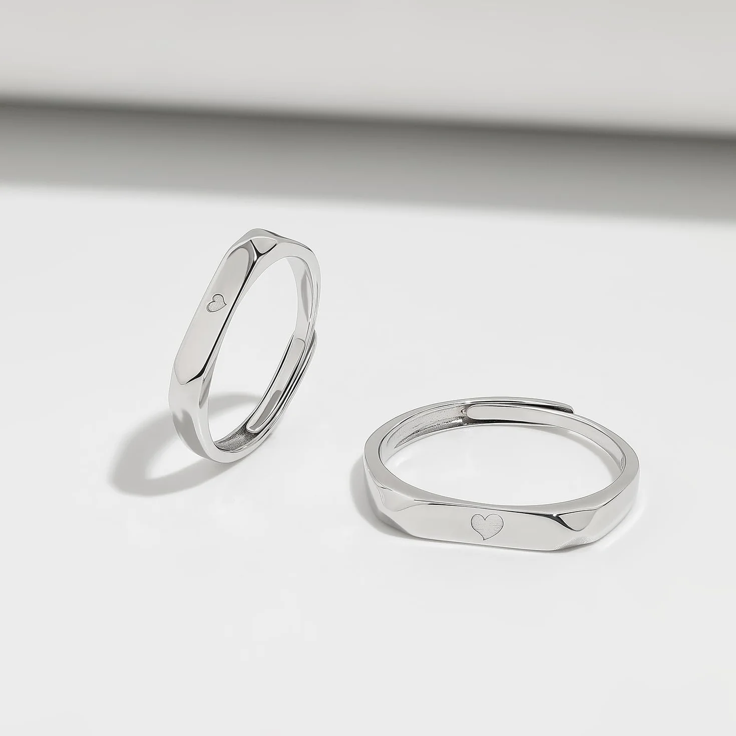Meissa Anillos de Compromiso Boda Plata de Ley 925 para Pareja Novios Ajustables con Dos Corazones y San Valentín (Juego de Dos Anillos)
